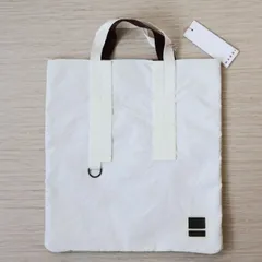 【並行輸入品】訳あり特価 マルニ バッグ メンズ ホワイト MARNIｘPORTER マルニxポーター トートバッグ リバーシブル SHPOZWC028のサムネイル