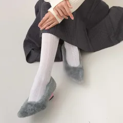 【新品・未使用】MANA（マナ）541165 Cozコラボ ムートン・パンプスのサムネイル