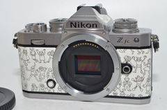 Nikon Zfc with Teppei Kasanara レンズ付き Nikon Zfc with Teppei Kasanara レンズ付き - メルカリ