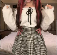 SHEIN オフショルダー 白 ニット 地雷系 ROJITA MAZ LIZ LISA ハニーシナモン PIUMのサムネイル