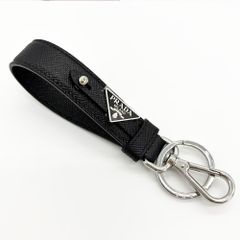 現行品】PRADA プラダ サフィアーノレザー 三角ロゴ キーリング 黒