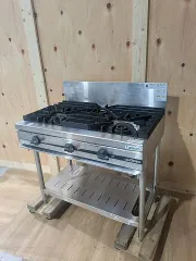 2011年製 タニコー ３口ガステーブル TSGT-0921 都市ガス 厨房 W900×D600×H800 愛知 ガスコンロ 業務用コンロ 五徳 飲食店のサムネイル