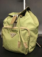 a2366 PRADA【プラダ】 三角ロゴ 三角プレート リュック デイパック