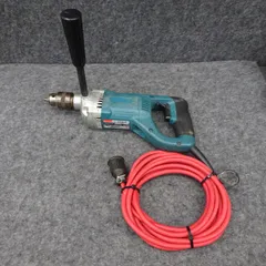 ☆マキタ(makita) ドリル 6304LR【桶川店】のサムネイル