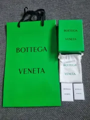 BOTTEGA VENETA ボッテガ・ヴェネタ ボックス ダスト お買い物バッグ 外 (財布 カードウォレット用)のサムネイル