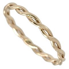 agete ツイストデザイン リング K10刻印あり - メルカリ