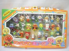 アンパンマンと仲間たち フィギュア3箱セット - メルカリ