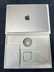 超美品 Apple iPhone 16e 128GB White バッテリー100% - メルカリ