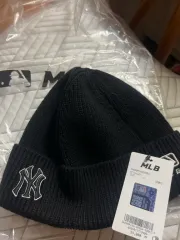 新品 NEW YORK YANKEES ビーニーのサムネイル