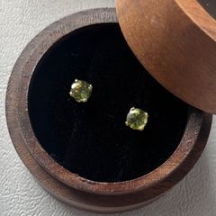 琥珀にほどける氷 / ブランデーシトリンのピアス - メルカリ