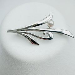 24819✨️ミキモト ブローチ パール アコヤ真珠 2珠 シルバー 流線