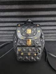 MCM キルティング バックパック ブラック 正規品のサムネイル