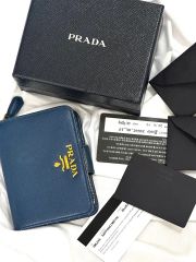 PRADA SAFFIANO TRIANG コインケース BLUETTE - メルカリ