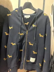 3 トム・ブラウン ＨＥＣＴＯＲ フードジップアップのサムネイル