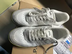 A.P.C. ドイツ軍 シューズ プレーン スニーカー 275のサムネイル