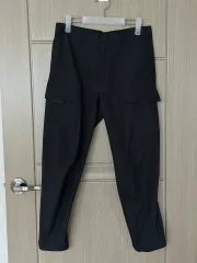 ISSEY MIYAKE カーブ カーゴ パンツのサムネイル