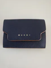 Marni マルニ 二つ折り財布 (正規品)のサムネイル
