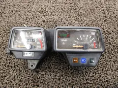 DT200R メーター スピード タコ インジケーターランプ △B8488！37F ヤマハ 【 37F 】 キャブ車のサムネイル