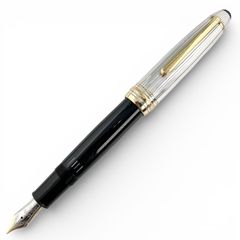 Pelikan ペリカン 万年筆 スケルトン 透明軸 ゴールド F字ニブ - メルカリ