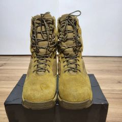 GW限定値下げ中】JB別注Danner CASCADE RANGE 25 - メルカリ