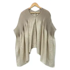 ISSEYMIYAKE(イッセイミヤケ) ポンチョ レディース美品  - グレーベージュ プリーツ/春/秋のサムネイル