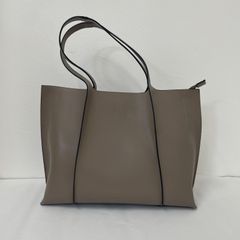 美品✨GUCCI トムフォード期 レザー トートバッグ A4収納 ヴィンテージ 美品✨GUCCI トムフォード期 レザー トートバッグ A4収納 ヴィンテージ