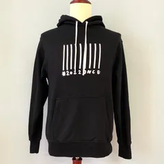KW119 JYPエンターテインメント TWICE 4TH ワールドツアー パーカー 黒 白 Mのサムネイル