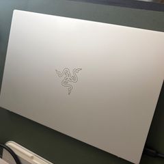 Razer Book13 UHD+タッチ i7 16GB 256GB 美品 - メルカリ