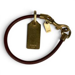 261 COACH レザーブレスレット ハートチャーム - メルカリ