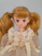 夢見る少女コッチ 韓国ドール 復刻版初代リカちゃん ブライス チェリー 