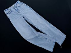 ZARA Used-look cutoff straight denim pants, size 32/light blue, women's.