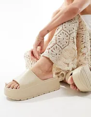 エイソス レディース シューズ サンダル ASOS DESIGN Freedom cleated flatform slides in offwhite Offwhite オフホワイトのサムネイル