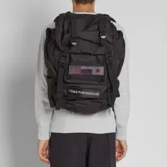 ゴーシャラブチンスキー バックパック ブラックのサムネイル