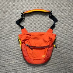 ARC'TERYX アークテリクスメッセンジャーバッグ ミストラル16 - メルカリ