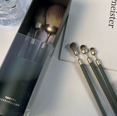 eu.a 】make up brush 4本set メイクブラシセット - メルカリ
