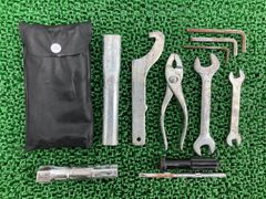 純正】250TR ツールボックス 車載工具セット - メルカリ