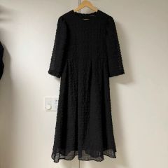 み様　UNITED ARROWS パフスリーブ ワンピース ブラック 未使用 み様 UNITED ARROWS パフスリーブ ワンピース ブラック 未使用 - メルカリ