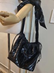 knot shoulder bag THEREDTHREAD - メルカリ