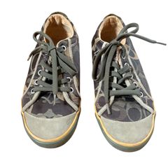 COACH sneakers, size 6.5B (approximately 23.5cm), signature khaki camouflage pattern, shoes.