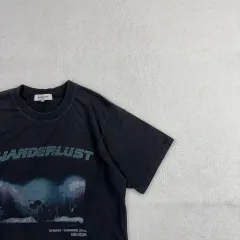 アンダースンベル ワンダーラスト ビックロゴ 半袖Tシャツのサムネイル