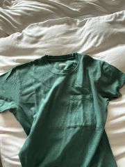 マディソンブルー 22AW ハッピープラスストア別注 Hello Tシャツ 緑