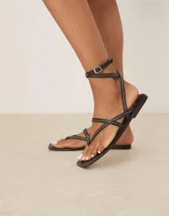 エイソス レディース シューズ サンダル レザー ASOS DESIGN Fiction leather strappy sandals Black ブラックのサムネイル