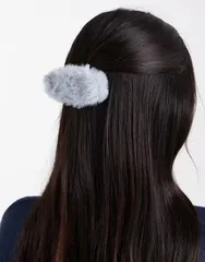 エイソス レディース アクセサリー ASOS DESIGN large fluffy barrette clip BLUE ブルーのサムネイル