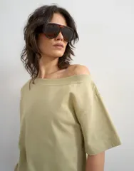トップショップ レディース トップス Tシャツ Topshop fallen shoulder Tshirt Khaki カーキのサムネイル