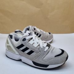 アディダススニーカー ZX700 S79184 - メルカリ