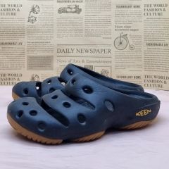 希少 廃盤 KEEN YOGUI ブラック ガムソール 29cm キーン - メルカリ
