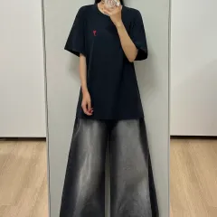 アミ ハートロゴ ブラック 半袖 Tシャツのサムネイル