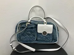 【値下げしました！！】GUESS 2way デニムキルティングハンドバッグのサムネイル