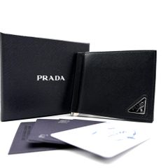 未使用級✨プラダ サフィアーノ トライアングルロゴ 折り財布 RFID 黒