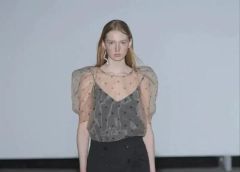ëpa epa エパ organdy dot blouse“BLK” - メルカリ